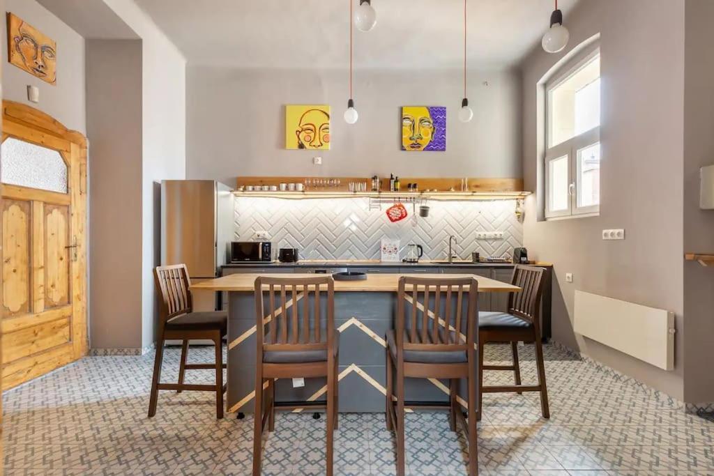 Elegant And Modern In The City Centre Βουδαπέστη Εξωτερικό φωτογραφία