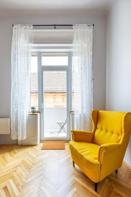 Elegant And Modern In The City Centre Βουδαπέστη Εξωτερικό φωτογραφία